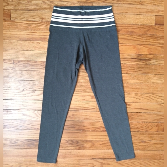 💕 High waist leggings 💕 - Picture 3 of 6